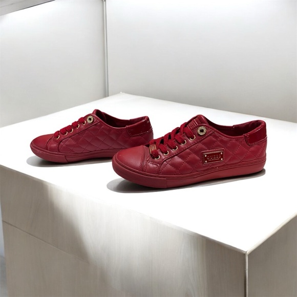 GUESS Women's Red Quilted Low Top Sneakers Size 7 Casual Athletic - Picture 3 of 8
